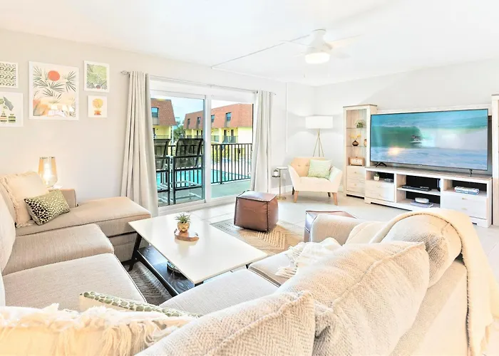 Cocoa Beach Club 206